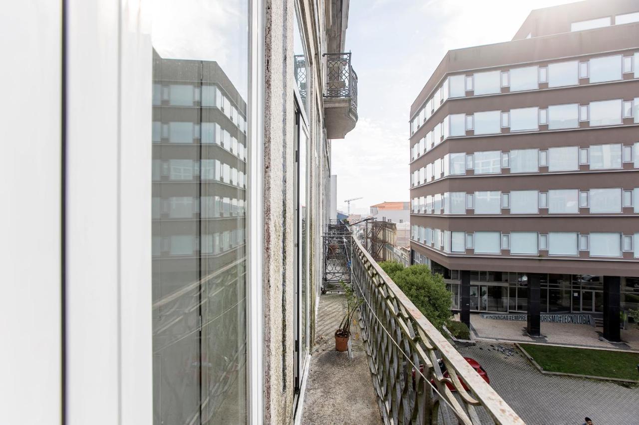 Bonjardim Studio W/ Balcony By Lovelystay Porto Eksteriør billede